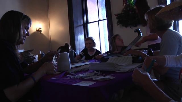 Ben's Bells.m4v смотреть онлайн