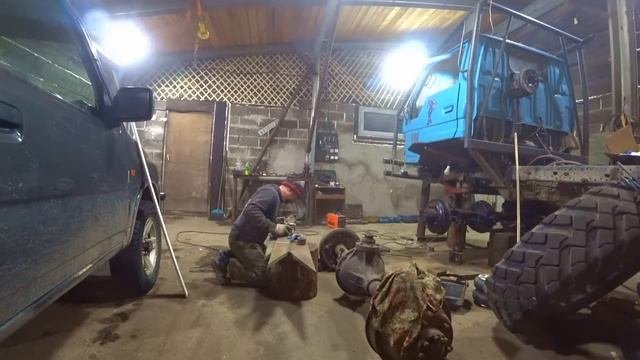 Несколько часов из Жизни простого Русского мужика, который умеет делать ВСЕ!