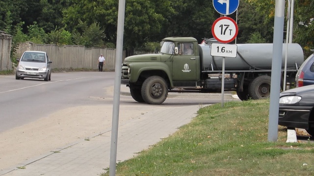 ЗИЛ 130