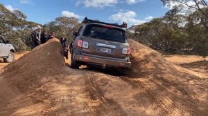 NP300 Navara Vs Y62 Patrol OffRoad Testing @ Loveday 4x4 Park Ep.2