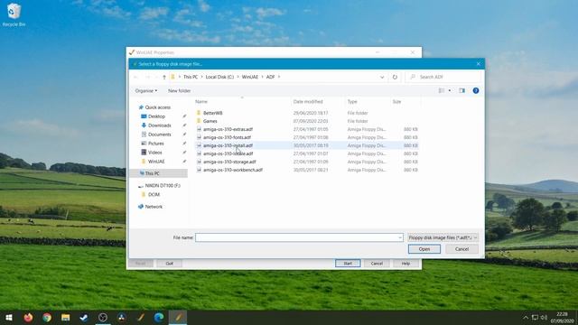 WinUAE Guide - Part 11 - Disk Swapping смотреть онлайн