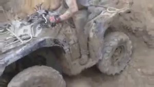 Прикол на квадроцикле