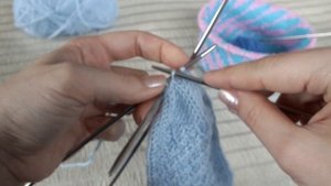 Как собрать петли на мыске носка или макушке шапки?