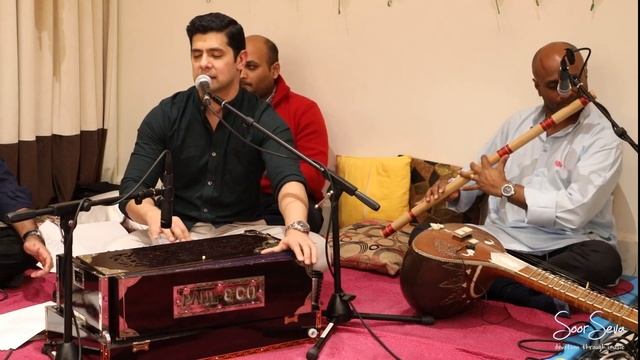 Radhe Radhe Govinda | Beautiful uplifting bhajan chant | LIVE | राघे राघे गोविंद | SoorSeva смотреть онлайн