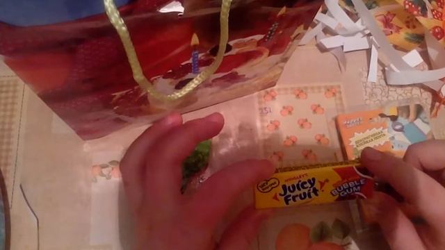 Что мне подарила Лучшая Подруга на нг смотреть онлайн