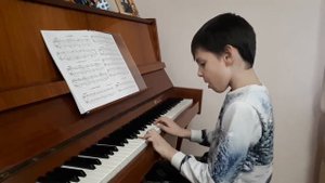 17 Пони Звездочка Б. Берлин Даня Лобов 1 класс Игра на фортепиано пианино