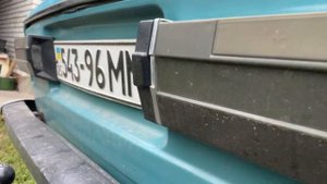 Как играет сабвуфер Machete на заведённом авто