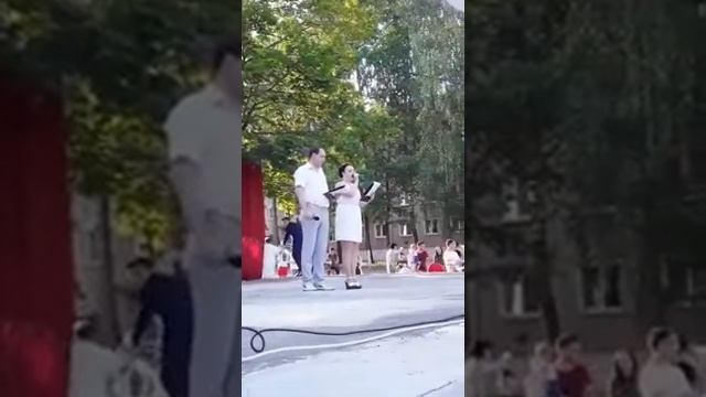 Вечер выпускников на Советской площади г Петушки 21 июня 2019 смотреть онлайн