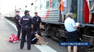 Дебошира из Бурятии сняли с поезда в Красноярском крае