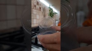 Как сделать ДРЕНАЖНЫЕ ОТВЕРСТИЯ в ПЛАСТИКОВОМ стакане или покупном горшке.