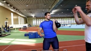 Техника рывка гири за 6 минут / Основы от Егора Овсянникова