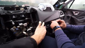 Як відновити Безпеку на Subaru Forester SK? Як зняти торпеду? Блок SRS? Відповідь тут:)