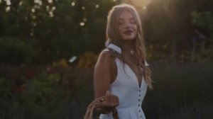 Лаванда на Кипре CYHERBIA Avgorou. Cyprus  Polnalyubvi - кометы. Лети над землей.