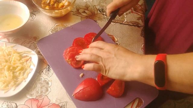 Салат из помидор в меде и копченой паприке смотреть онлайн