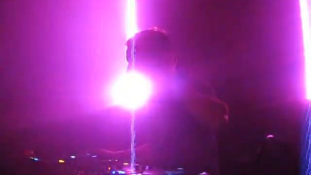Danny Howells - Studio 80 Amsterdam 03-04-2011 (Tango Zebra - Soukie & Windish) смотреть онлайн
