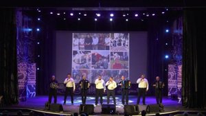 "Время хороших людей" слова и музыка Александра Ванюшина