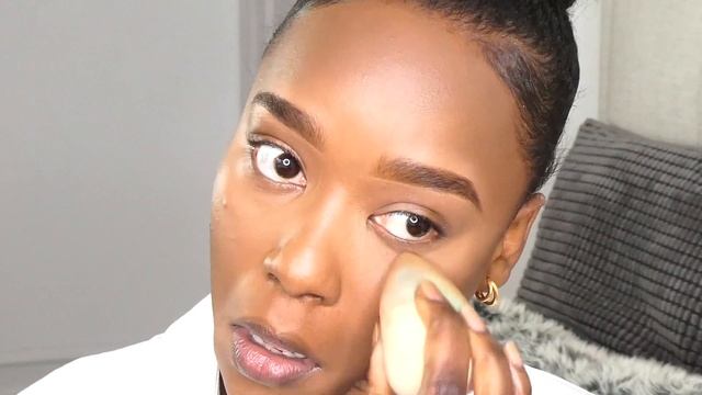 My everyday makeup routine ( Oily Skin) | talk through смотреть онлайн