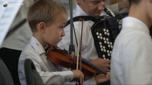 Собран урожай в поле и в садах / Песня на жатву | Сводный хор