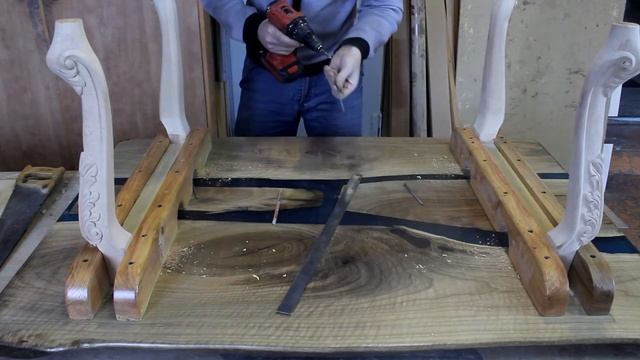 крепим ножки к столешнице смотреть онлайн