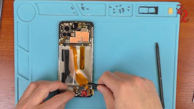 VIVO V20 //РАЗБОР смартфона обзор ИЗНУТРИ + Микроскоп