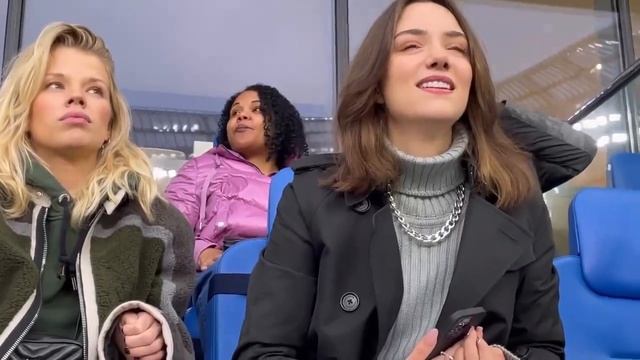 Женя Медведева во влоге у Евтушенко ? смотреть онлайн