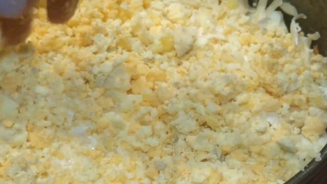Салат "Подсолнух" с чипсами