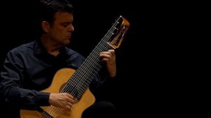 Bach - Adagio BWV 1056 - 11 string guitar
