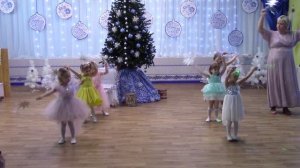 "Новогодние пирожки" (младше-средняя группа)