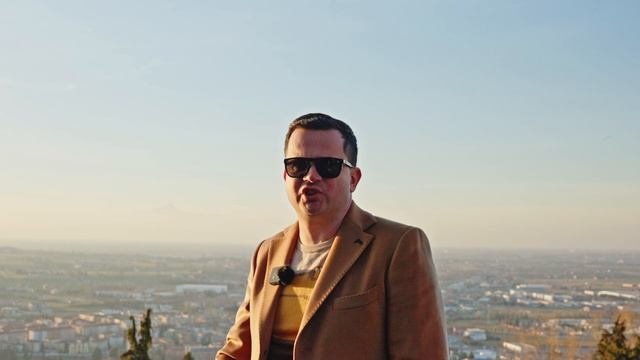 За переезд сюда платят. Сколько человек получили деньги? смотреть онлайн