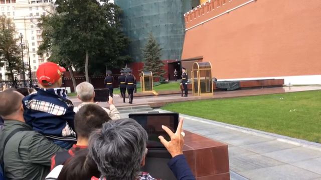 Смена караула. Красная площадь. смотреть онлайн