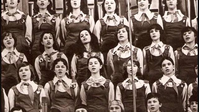 Р. Бойко "Фигурное катание", стихи М. Пляцковского. Солистка - Аля Семенова смотреть онлайн