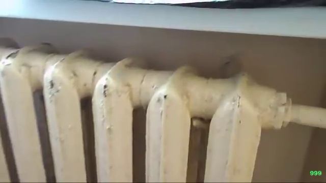 Ремонт / СНЯТИЕ  СТАРОЙ  КРАСКИ  С  ЧУГУННОЙ  БАТАРЕИ / Removing old paint from a cast iron battery
