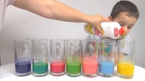 ЦВЕТНАЯ ПЕНА Как сделать  KIDS EXPERIMENTS VOLCANO OUT OF COLORED FOAM