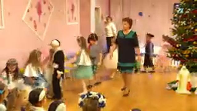 Видеосъёмка новогодних утренников в Минске. Видеооператор в Детский сад.