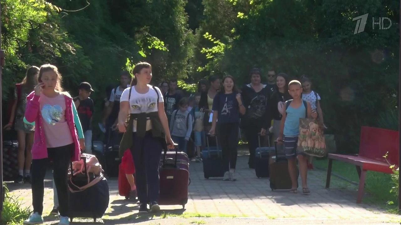 В Краснодарском крае закрыли детский лагерь на берегу моря после многочисленных нарушений