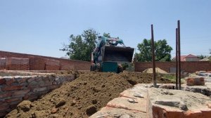 Работа на минипогрузчики (бобкат) Sunward 2810