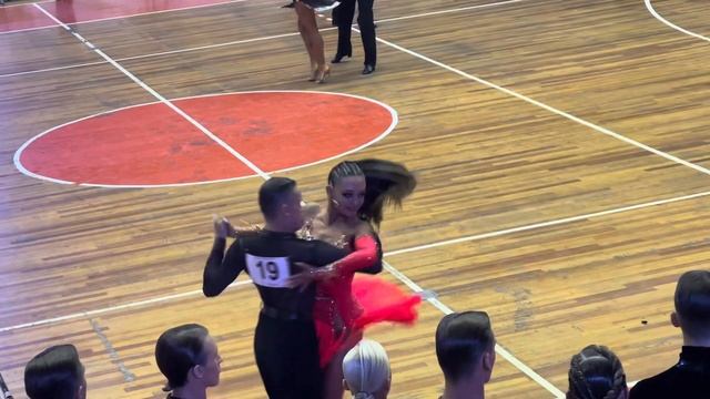 Рябченко Игорь - Рейвах Екатерина. Самба 1/4 ВС смотреть онлайн