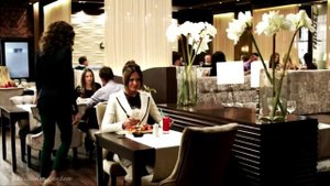 Я лечу. Гламурная птица.