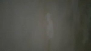 Штукатурю стены в кухне, щели заделала монтажной пеной