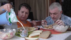 MUKBANG RUSSIA|МАКАРОНЫ с СОЧНОЙ ГОРБУШЕЙ и САЛАТ|ДОМАШНЯЯ ЕДА|ПРОСТО и ВКУСНО|PASTA and FISH