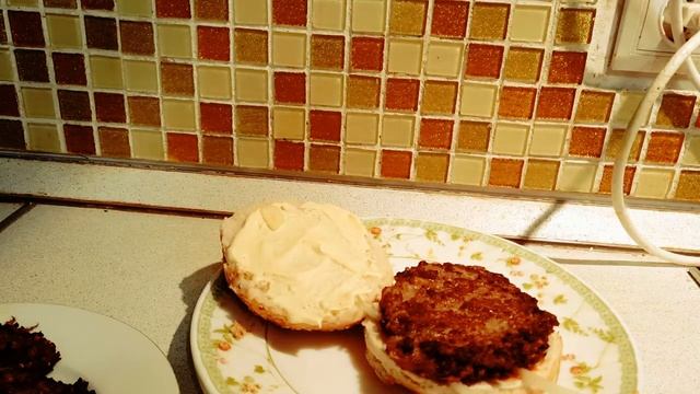 Вкуснейший гамбургер в домашних условиях. Быстро и оригинально.