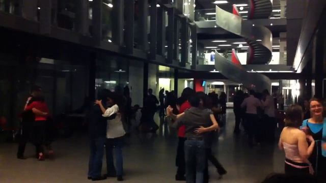 Milonga ArchiTango avec Aureliano смотреть онлайн