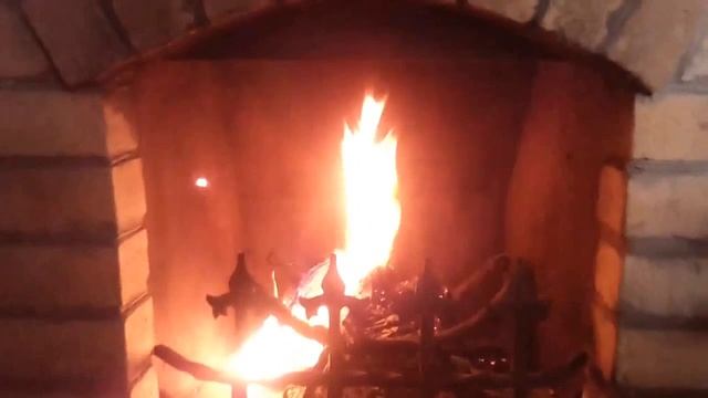 Дощ, дача, листопад, камін смотреть онлайн