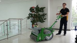 Аккумуляторный каток-сеялка для газона CAIMAN