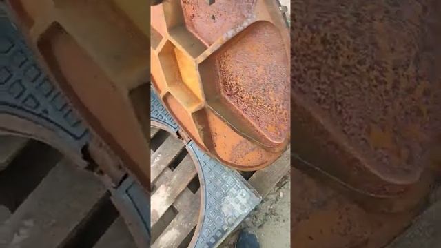 Квадратный чугунный канализационный люк смотреть онлайн