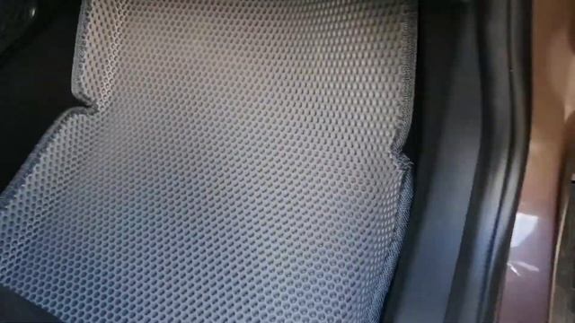 Skoda Yeti 1 Автоковрики Eva Alemax-eva.ru 89304215151 смотреть онлайн