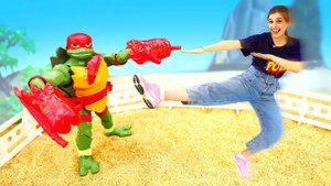 Мультики онлайн — Черепашки Ниндзя в школе, а Лео сбежал с урока. Видео игрушки для детей