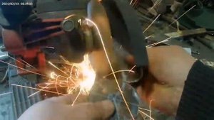 Цветок -  розетка из металла своими руками вполне реально