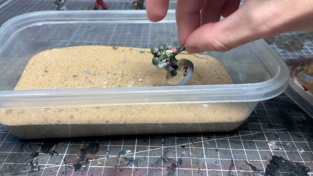 Как оформлять подставки для миниатюр? — Хобби WARHAMMER смотреть онлайн