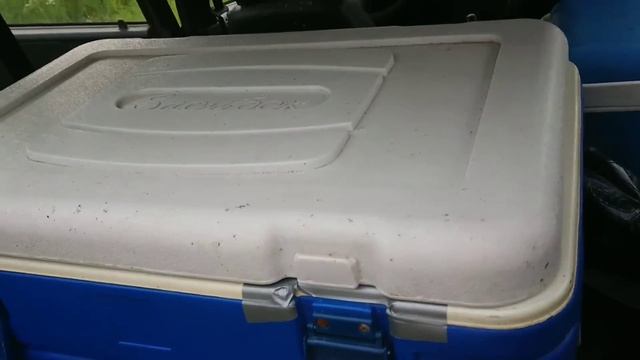 Сенокос в разгаре. Приобрели 2 с/х машины для заготовки кормов. Продажа молока. смотреть онлайн